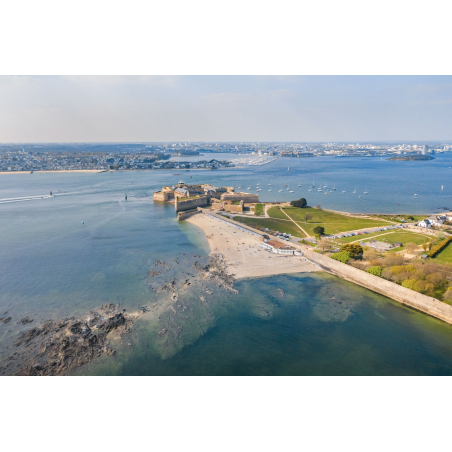 Vue aérienne de la rade de Lorient depuis la Citadelle de Port-Louis (Morbihan) - ©Thibault Poriel - LBST