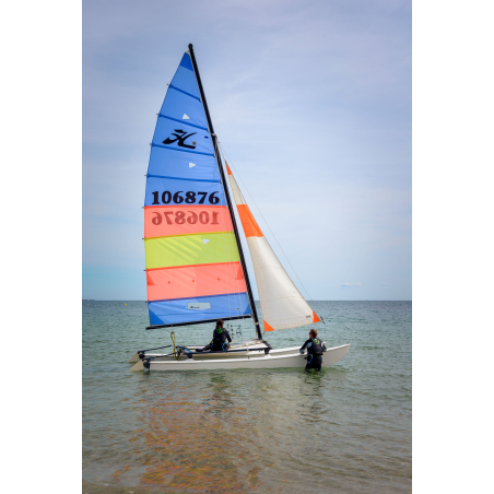 Cours de catamaran, voile, sur la plage de Kerguélen à Larmor-Plage (Morbihan) - ©Emmanuel Lemée - LBST